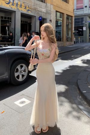 French-Style Lace Mesh Camisole Dress for Women - Fitted Waist, Slim Silhouette, Mermaid Hem, Bodycon Long Skirt - Summer Fashion