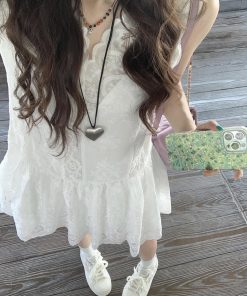 French-Style Lace Spliced Sleeveless Summer Dress for Women - V-Neck Short Skirt with Design-Oriented Niche Temperament