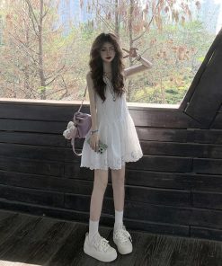 French-Style Lace Spliced Sleeveless Summer Dress for Women - V-Neck Short Skirt with Design-Oriented Niche Temperament