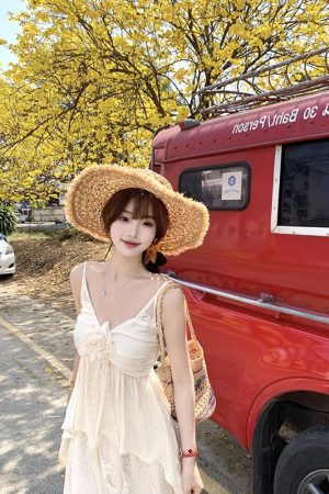 French-Style Lace Splicing Camisole Top & Half Skirt Women's Dress Set - Summer Fashion Essential