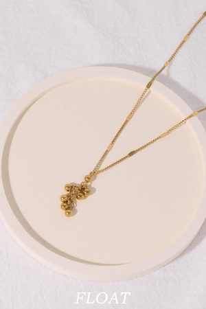 French-style Light Luxury Women's Necklace with Floating Metal Clavicle Chain and Small Ball Design