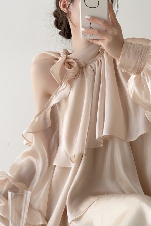 French-Style Long Sleeve Halter Ruffled Dress for Women, Off-Shoulder Bow Detail, Autumn Vacation Dress