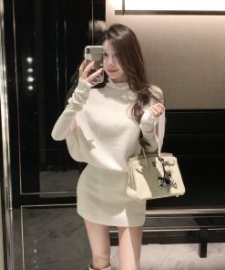 French-Style Long Sleeve Knitted Dress for Women, Waist-Cinching Bodycon Sweater Dress, Spring Fashion, Chic and Elegant Design