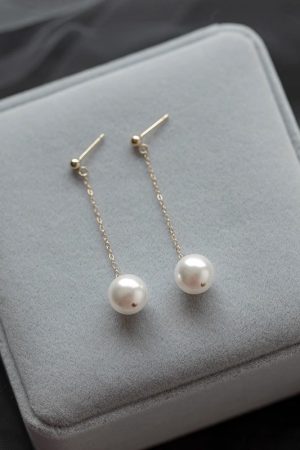 French-Style Long Tassel Pearl Earrings - Niche High-End Stud Accessories for 2025 Fashion Trends