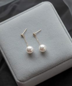 French-Style Long Tassel Pearl Earrings - Niche High-End Stud Accessories for 2025 Fashion Trends