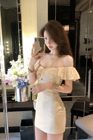 French-Style One-Shoulder Dress for Women, Sexy Off-Shoulder Mini Skirt, Summer Fashion Trend, Chic Niche Design