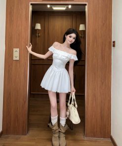French-Style One-Shoulder White Dress for Women, Lace Splicing, Waist-Cinching Design, Summer Short Skirt, Chic & Trendy