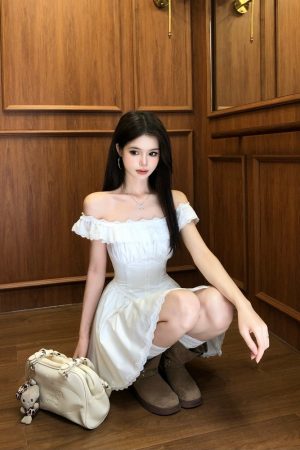 French-Style One-Shoulder White Dress for Women, Lace Splicing, Waist-Cinching Design, Summer Short Skirt, Chic & Trendy