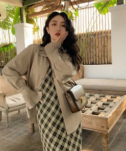 French-Style Organ Sleeve White Shirt for Women - Unique 2025 Spring Chic Top, Fashionable and Stylish Design