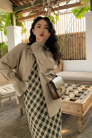 French-Style Organ Sleeve White Shirt for Women - Unique 2025 Spring Chic Top, Fashionable and Stylish Design