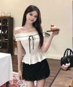 French-Style Polka Dot One-Shoulder Top and Skirt Set - Sweet Body-Shaping Summer Outfit for Women