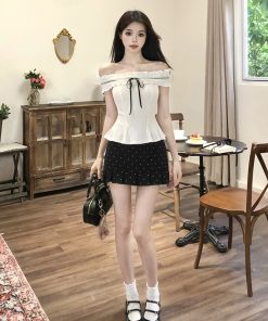 French-Style Polka Dot One-Shoulder Top and Skirt Set - Sweet Body-Shaping Summer Outfit for Women