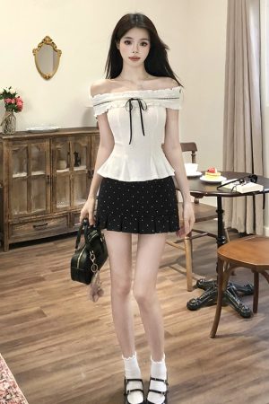 French-Style Polka Dot One-Shoulder Top and Skirt Set - Sweet Body-Shaping Summer Outfit for Women