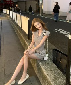 French-Style Polo Collar Spliced Dress for Women â€“ Elegant Puff Skirt, Waist-Cinching Design, Perfect for Summer Fashion