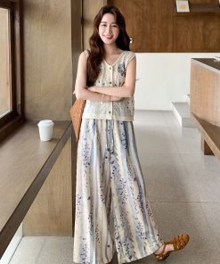 French-Style Printed High-Waisted Wide-Leg Pants Set with Hollowed-Out Top - Vintage Summer 2025 Two-Piece Outfit for Women
