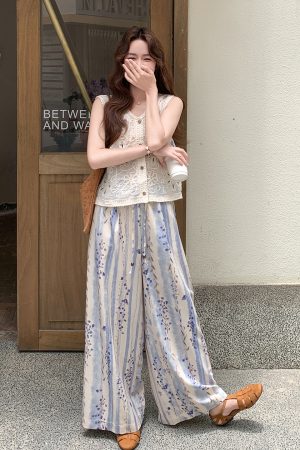 French-Style Printed High-Waisted Wide-Leg Pants Set with Hollowed-Out Top - Vintage Summer 2025 Two-Piece Outfit for Women
