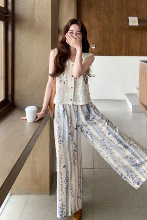 French-Style Printed High-Waisted Wide-Leg Pants Set with Hollowed-Out Top - Vintage Summer 2025 Two-Piece Outfit for Women