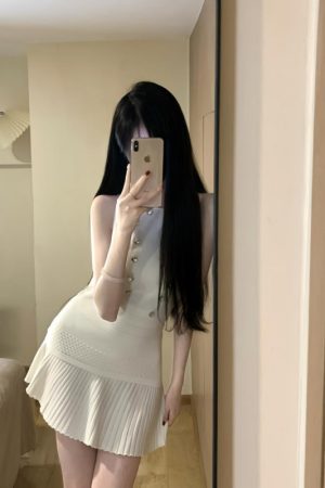 French-Style Pure Desire Dress Set for Women - Slim Fit Sleeveless Vest Top with Pleated Short Skirt - Chic Summer Fashion