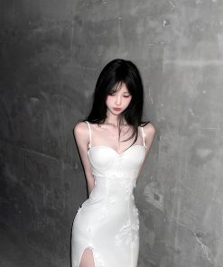 French-Style Pure Desire White Floral Split Strap Dress for Women - Elegant Summer Long Skirt in Trendy Design