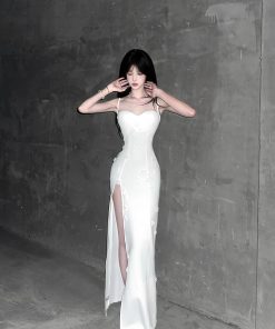 French-Style Pure Desire White Floral Split Strap Dress for Women - Elegant Summer Long Skirt in Trendy Design