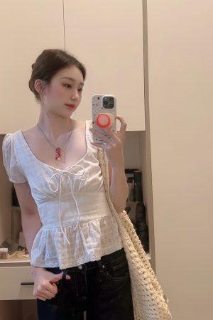 French-Style Ruffled Doll Short-Sleeve Shirt for Women with Puff Sleeves - Cute Vintage Fashion Top