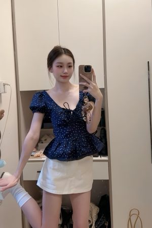 French-Style Ruffled Doll Short-Sleeve Shirt for Women with Puff Sleeves - Cute Vintage Fashion Top