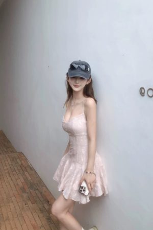 French-Style Sexy Black Spaghetti Strap Dress for Women â€“ Fitted Waist, Slim Short Skirt, Perfect for Summer Fashion