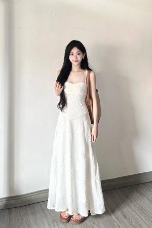 French-Style Sexy Butterfly Jacquard Camisole Dress for Women, Waist-Cinching A-Line Long Skirt, Elegant Summer Fashion
