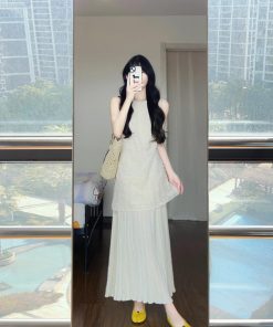 French-Style Sleeveless Two-Piece Long Summer Dress for Women - Chic Vacation Look with Elegant High-End Feel