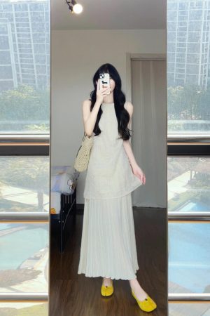 French-Style Sleeveless Two-Piece Long Summer Dress for Women - Chic Vacation Look with Elegant High-End Feel