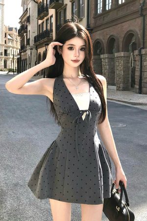French-Style Sleeveless Two-Piece Vest Dress for Women - Gray Waist-Cinching Polka Dot Skirt - Summer Fashion Statement