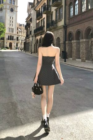 French-Style Sleeveless Two-Piece Vest Dress for Women - Gray Waist-Cinching Polka Dot Skirt - Summer Fashion Statement