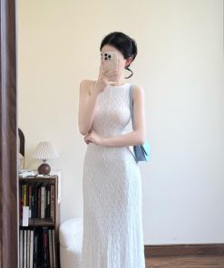 French-Style Sleeveless White Dress for Women, Hollow Lace, Slim Fit, Waist-Cinching Long Skirt - Perfect for Summer Elegance