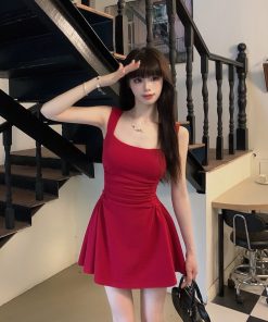 French-Style Spaghetti Strap Dress for Women, Waist-Cinching A-Line Skirt, Elegant Summer 2025 Fashion for Petite Girls