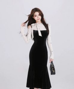 French-Style Spaghetti Strap Off-Shoulder Dress with Fishtail Skirt and Waist Design - Sexy Spring Fashion for Women