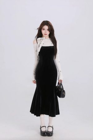 French-Style Spaghetti Strap Off-Shoulder Dress with Fishtail Skirt and Waist Design - Sexy Spring Fashion for Women