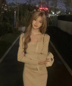 French-Style Square-Neck Long Sleeve Dress for Women, Waist-Cinching Mid-Length Layering Dress for Early Spring Fashion