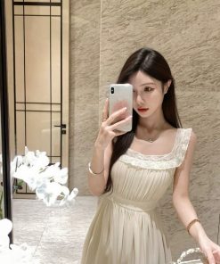 French-Style Square Neck Spaghetti Strap Dress for Women with Lace Splicing, Fitted Waist, and Short Skirt – Perfect Summer Look