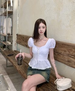 French-Style Sweet Ruffled Doll Short-Sleeve Shirt with Puff Sleeves for Women - Vintage-Inspired Fashion Top
