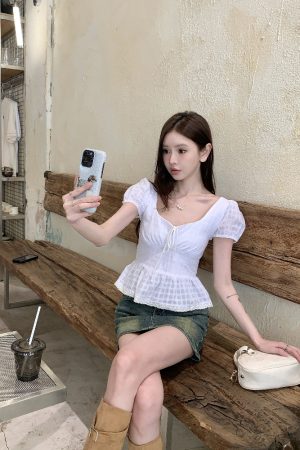 French-Style Sweet Ruffled Doll Short-Sleeve Shirt with Puff Sleeves for Women - Vintage-Inspired Fashion Top