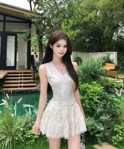 French-Style Sweet Two-Piece Dress Set for Women - Sleeveless Top & Short Skirt, Perfect for Summer Fashion