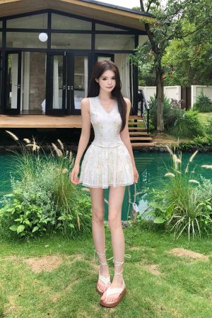French-Style Sweet Two-Piece Dress Set for Women - Sleeveless Top & Short Skirt, Perfect for Summer Fashion