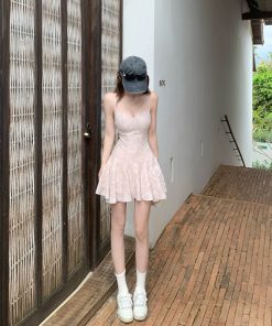 French-Style V-Neck Camisole Dress for Women - Waist-Cinching Fit, Elegant Short Skirt, New Summer Fashion