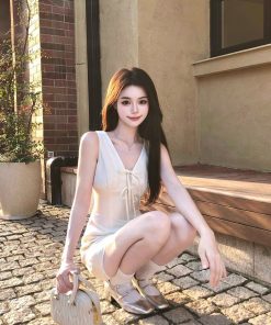 French-Style V-Neck Sleeveless Dress for Women - Slim Fit Short Skirt Summer Fashion