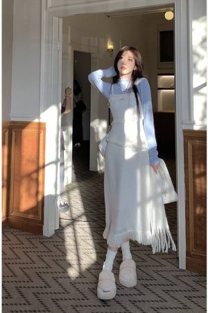 French Style Waist-Cinching Spaghetti Strap Dress for Women - Elegant Long Dress with Fragrant Wind Tassel for Spring and Autumn