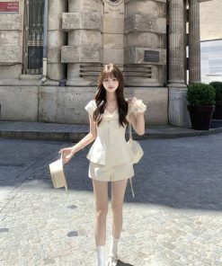 French-Style Waist-Cinching V-Neck Bow Short Sleeve Top and Shorts Set - Women's Summer Niche Design with Elegant Temperament