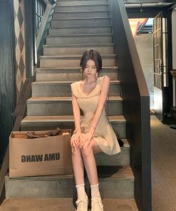 French-Style White Dress for Women, Fitted Waist, Sleeveless Short Skirt, Sweet Vacation Look, Summer Fashion