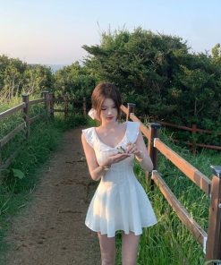 French-Style White Dress for Women, Fitted Waist, Sleeveless Short Skirt, Sweet Vacation Look, Summer Fashion