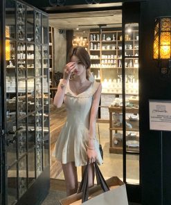 French-Style White Dress for Women, Fitted Waist, Sleeveless Short Skirt, Sweet Vacation Look, Summer Fashion