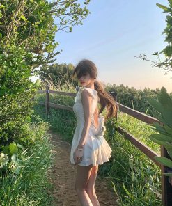 French-Style White Dress for Women, Fitted Waist, Sleeveless Short Skirt, Sweet Vacation Look, Summer Fashion